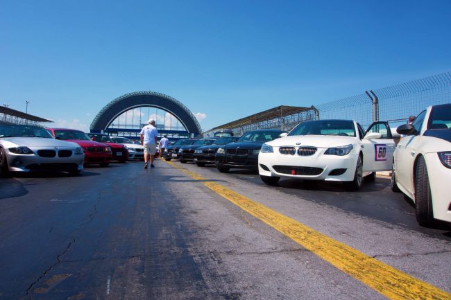 Club BMW Monterrey preparándose en el Autódromo en su 3er aniversario