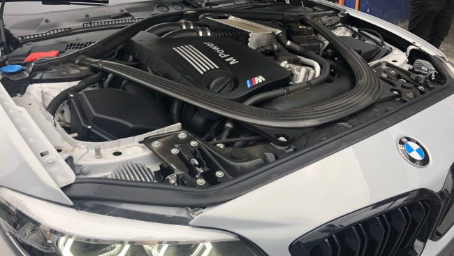 Motor S55 de BMW M2Competition
